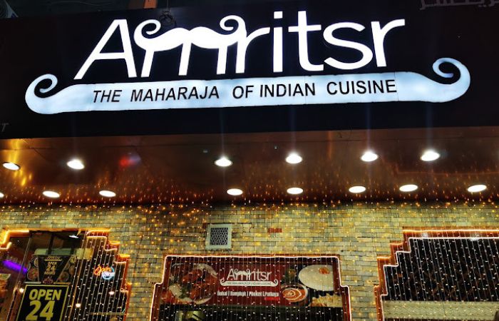 مطعم Amritsr Restaurant Al Attar Center